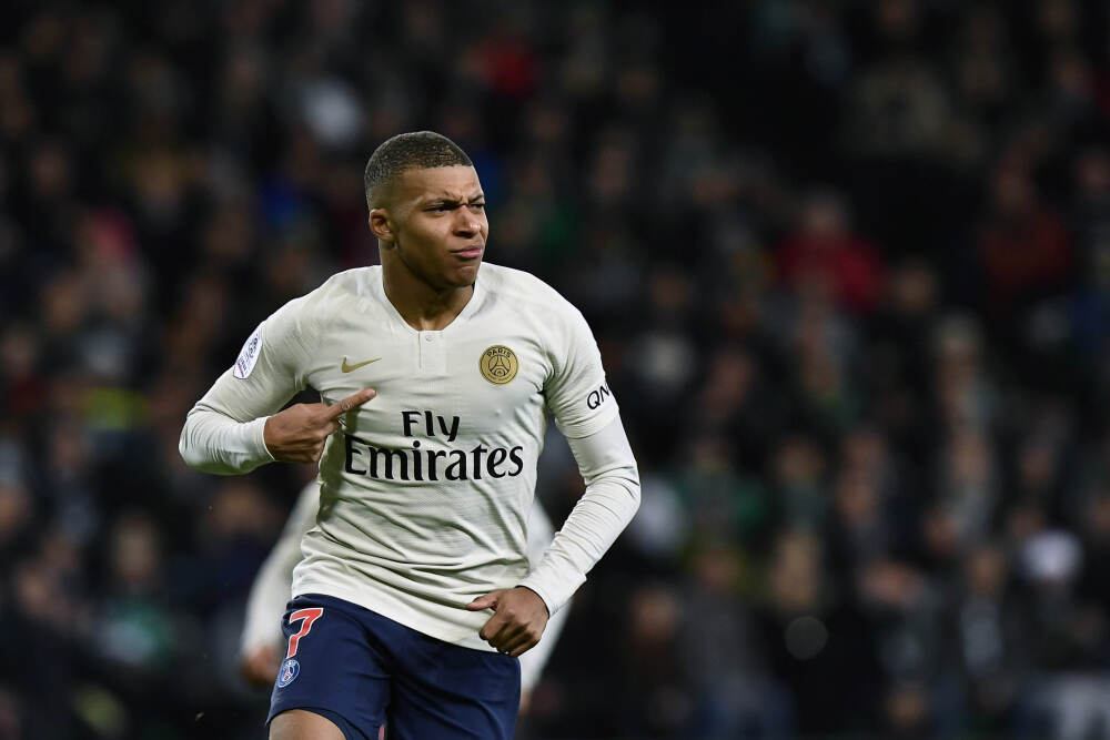 全新宝马5系大变样! 2027年正式发布